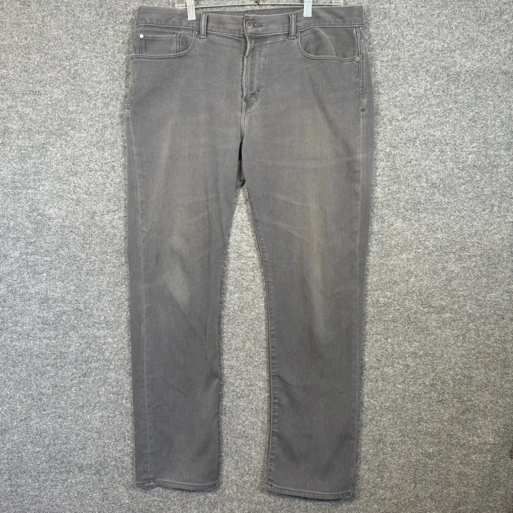 Banana Republic Traveler Jeans Mens 36x32 Gray Slim Fit Casual Everyday Denim